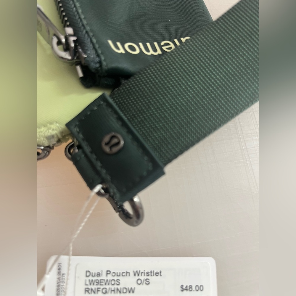 lululemon athletica Dual Pouch Wristlet - Green
